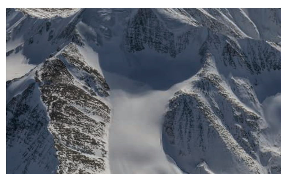 图19.44。由航空摄影测量仪拍摄的50厘米地形和25厘米地形的Chamberlin山图像。